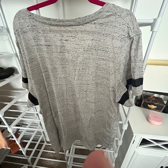 Fanatics Padres Baseball outfit! Gray and Black Top with black Leggings NWOT. - Picture 4 of 9